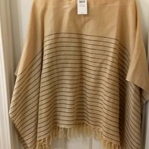Linen stripped shaw in beige with grey stripes Fringe detail st bottom.